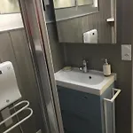 Joli Petit Au Calme, Refait A Neuf, Avec Linge De Maison Fourni 코트레