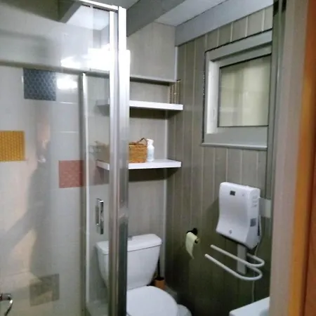 Apartament Joli Petit Au Calme, Refait A Neuf, Avec Linge De Maison Fourni *