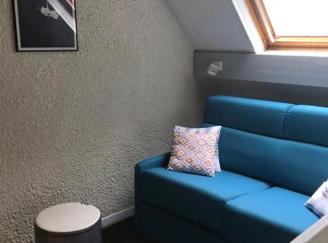 Joli Petit Au Calme, Refait A Neuf, Avec Linge De Maison Fourni *